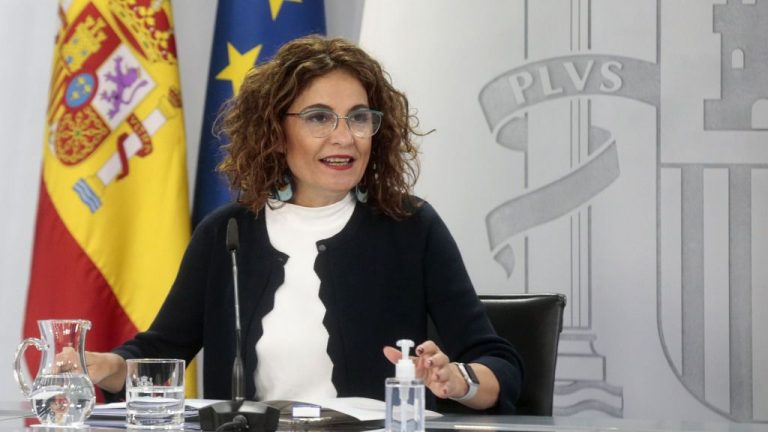 El déficit público sube un 44% hasta marzo, pero el del Estado baja un 15,1% hasta abril