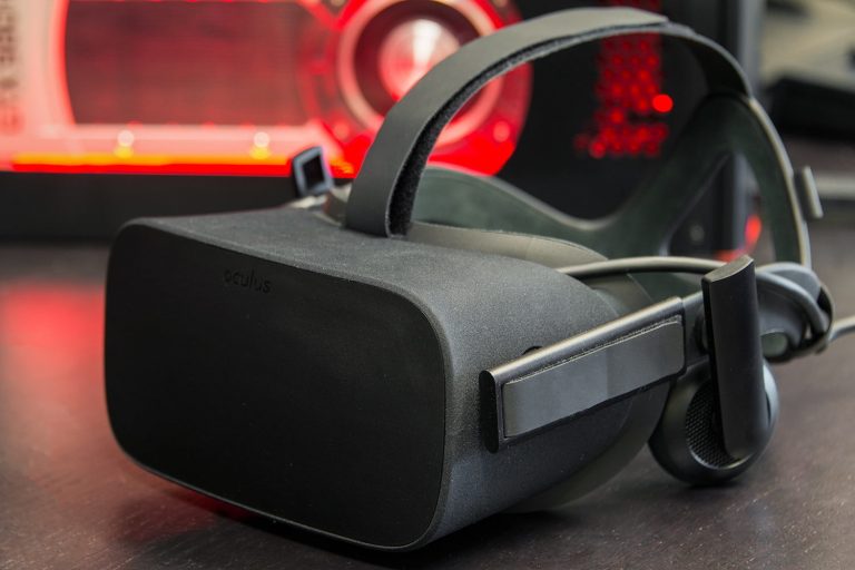 La actualización de Oculus Quest permite verse a uno mismo en RV
