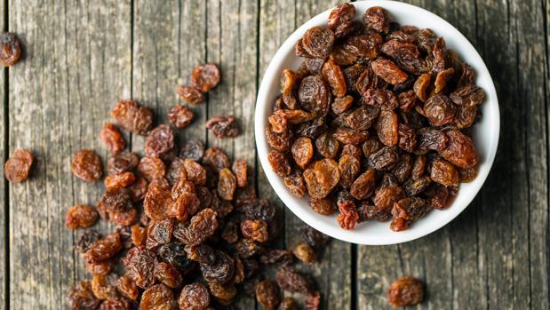 Pasas: 3 motivos para consumirlas a diario y 3 para no probarlas