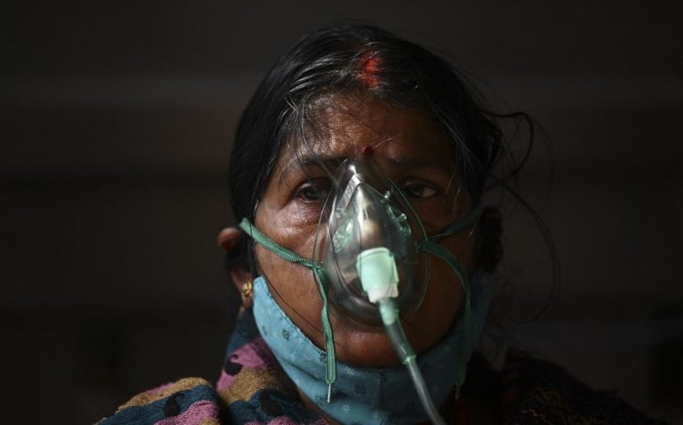 Qué es el hongo negro, la infección de la Covid en la India