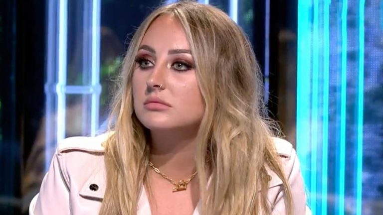 Rocío Flores sale en defensa de Antonio David