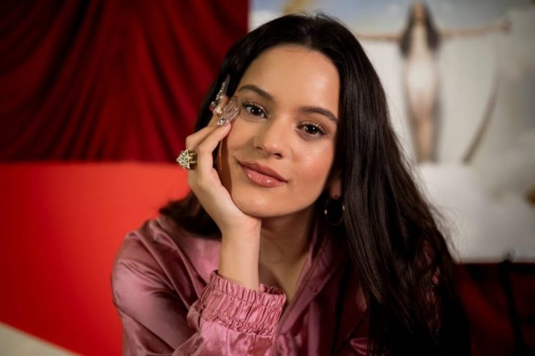 Rosalía: bizarra, sensual... las tendencias en uñas que ha puesto de moda