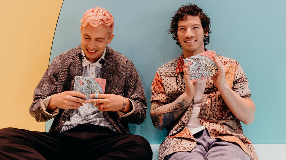 Twenty One Pilots scaled and icy