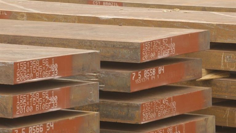 La UE y EEUU acuerdan negociar una solución a su disputa por el acero