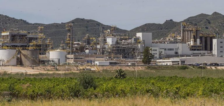 Reclaman soluciones para la contaminación del acuifero de La Aljorra