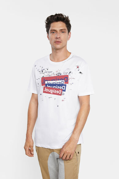 Camisetas básicas de Desigual.