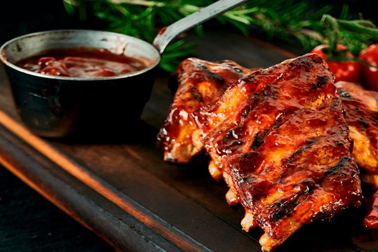 Cómo hacer unas costillas de cerdo con salsa Jack Daniel’s