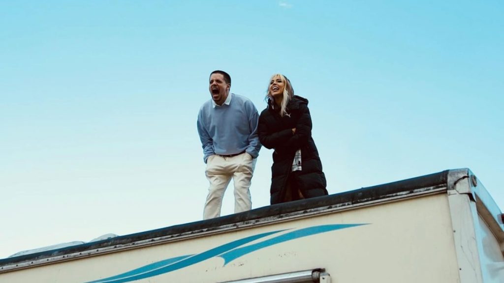 danna paola y lasso ladrones 3