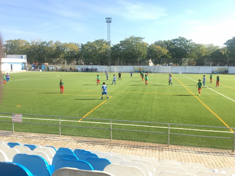 Multitudinaria pelea en un partido de fútbol en Villaverde del Río