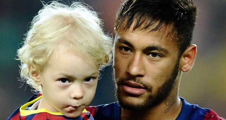 10 hijos de famosos que parecen adoptados pero no lo son