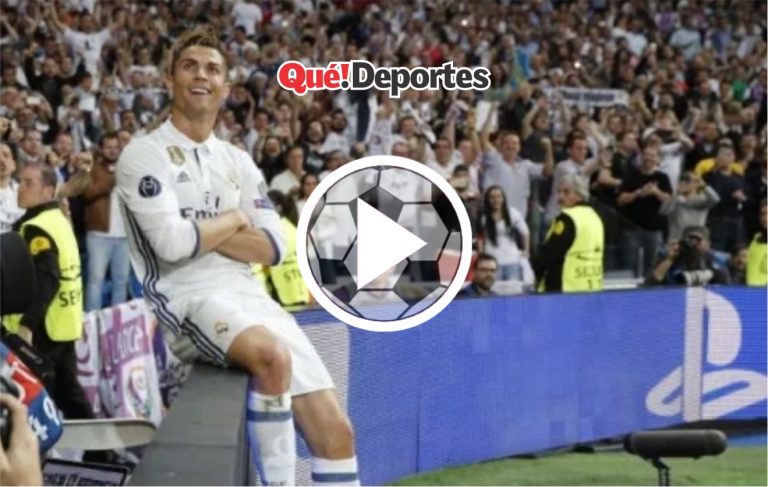 Cristiano Ronaldo intentando engañar al árbitro ¡Con la mano!
