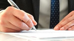 Facua denuncia una web que suplanta al Registro de la Propiedad y quintuplica el precio de la nota simple