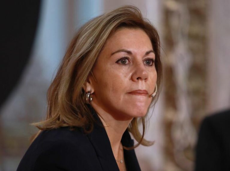 El juez imputa a Cospedal y a su marido por presunto espionaje en la 'Operación Kitchen'