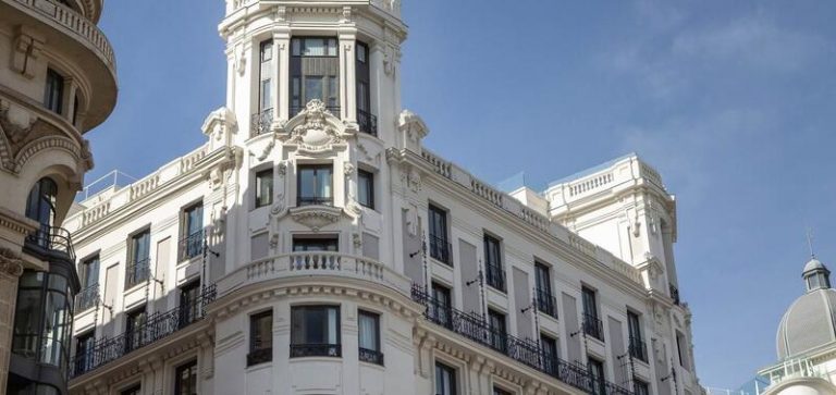 El hotel Pestana CR7 Gran Vía Madrid abrirá sus puertas este lunes