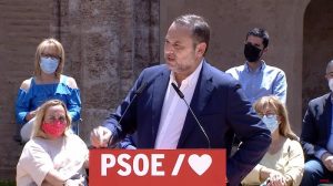 Ábalos afirma que "desafíos del independentismo" surgieron con el PP, en época "de hamaca, puro y pusilánimes"