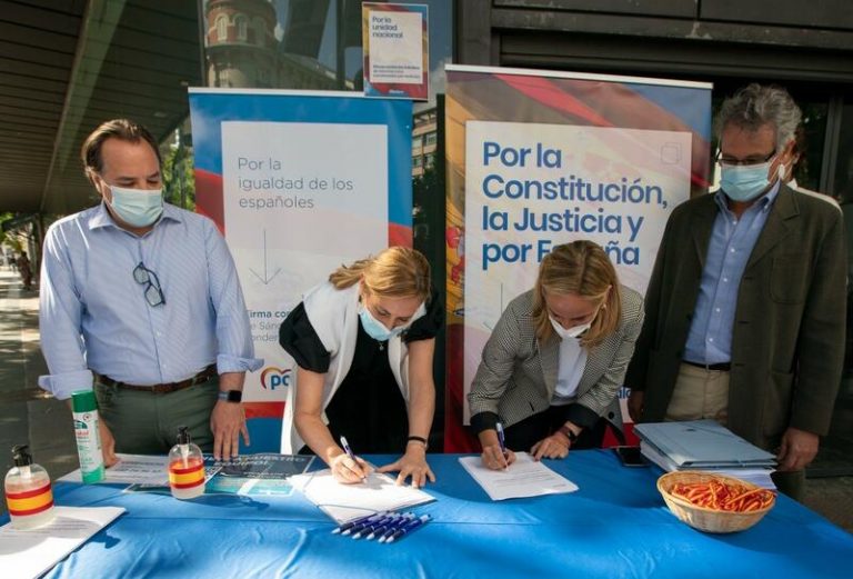 El PP recoge 300.000 firmas contra los indultos, 50.000 de ellas en Colón