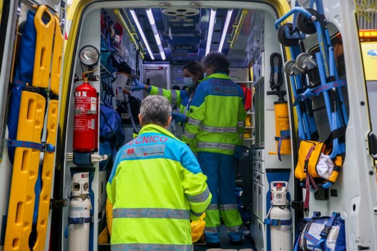 Un varón mata de un martillazo en la cabeza a una anciana de Moratalaz