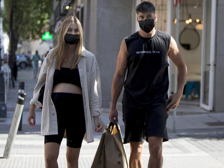 Javier Tudela y Marina Romero hacen abuela por primera vez a Makoke