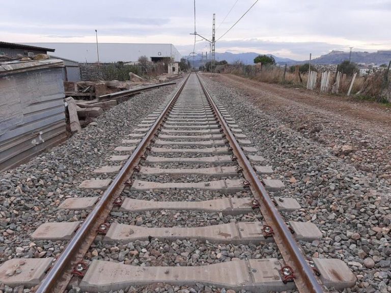 Adif ofrece a 3.000 trabajadores el teletrabajo tres días a la semana
