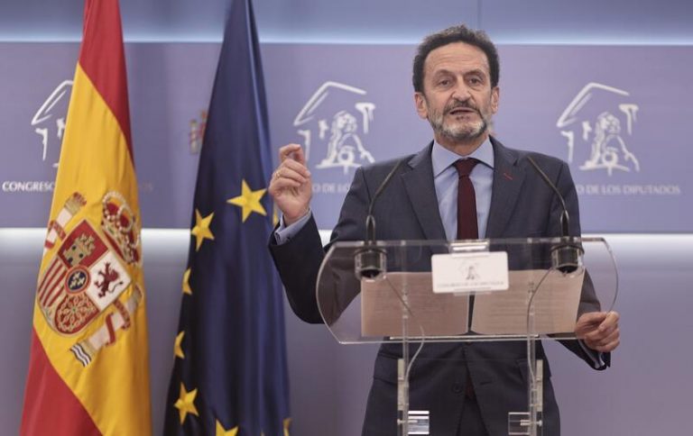 Bal señala que Aragonès no estuvo en la recepción oficial con el Rey