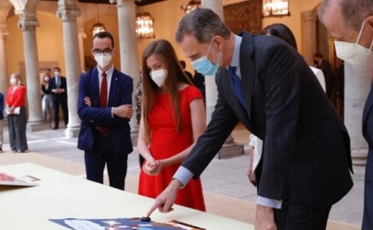 Felipe VI recibe en El Pardo a los ganadores del concurso '¿Qué es un Rey para ti?'