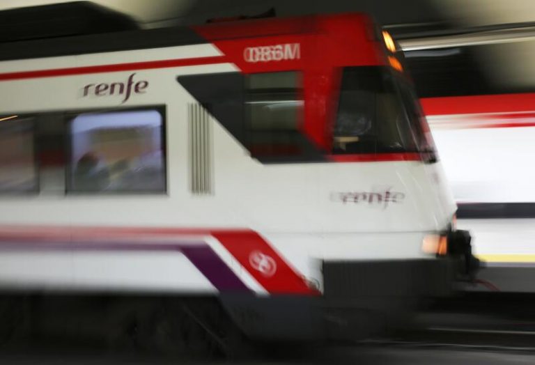 El PP pregunta cómo queda la renovación de trenes en Renfe tras anular compras por la Ley de Cambio Climático