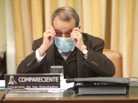 Los registros civiles deberán aceptar las variantes por sexo en los apellidos extranjeros Los registros civiles deberán aceptar las variantes por sexo en los apellidos extranjeros