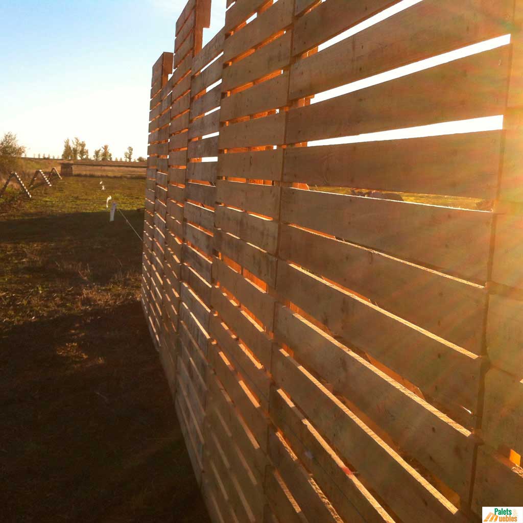 Cómo hacer una valla con palets 3 ¿Cómo puedo hacer una valla y que quede perfecta?
