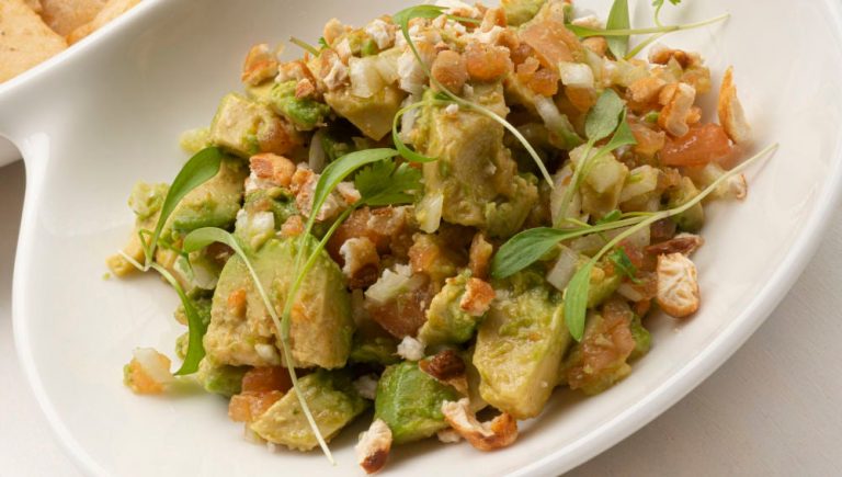 El guacamole perfecto: este es el truco de Karlos Arguiñano para bordarlo
