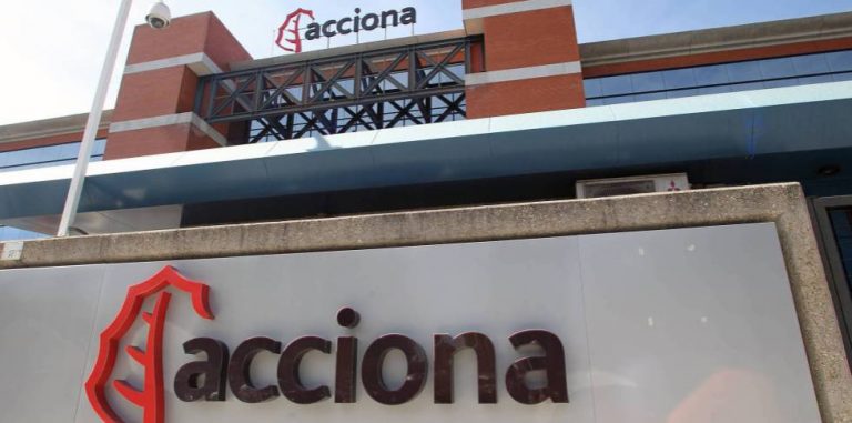 Acciona cae un 7% en Bolsa pese a que captará 2.817 millones con sus renovables