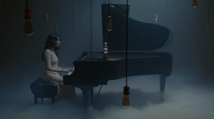 Ana Guerra y 'Seis', su single más íntimo 9 Ana Guerra Seis 2