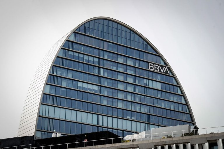 BBVA, único banco en sumarse a la alianza de líderes empresariales por el clima del WEF