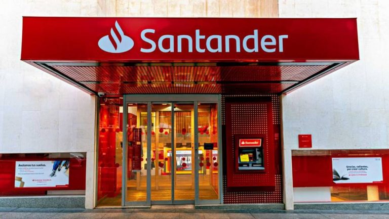 Banco Santander financia con más de 1.000 millones al sector de hostelería y restauración