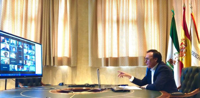 La CRUE pide mantener a Ramón y Caja o Juan de la Cierva en los Premios Nacionales de Investigación