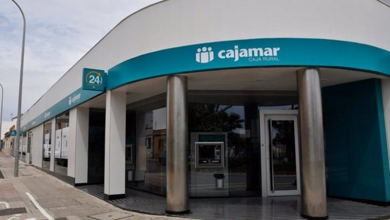 Cajamar cifra el impacto de su financiación en 2020 en 5.803 millones de renta