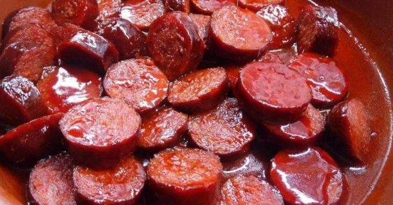 Así es la auténtica receta de chorizo a la sidra asturiana