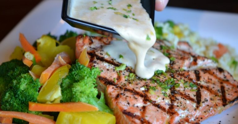 Cómo hacer un salmón al cava para rebañar el plato