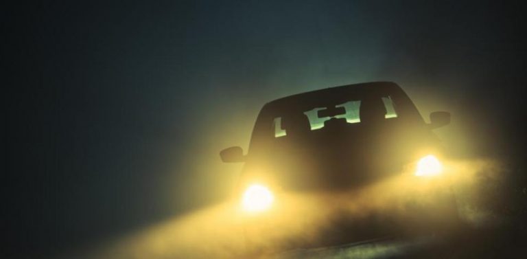 Cómo evitar los deslumbramientos cuando conduces