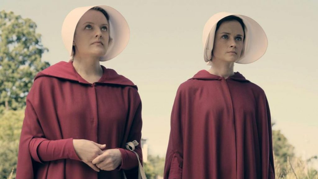 De qué trata El cuento de la criada