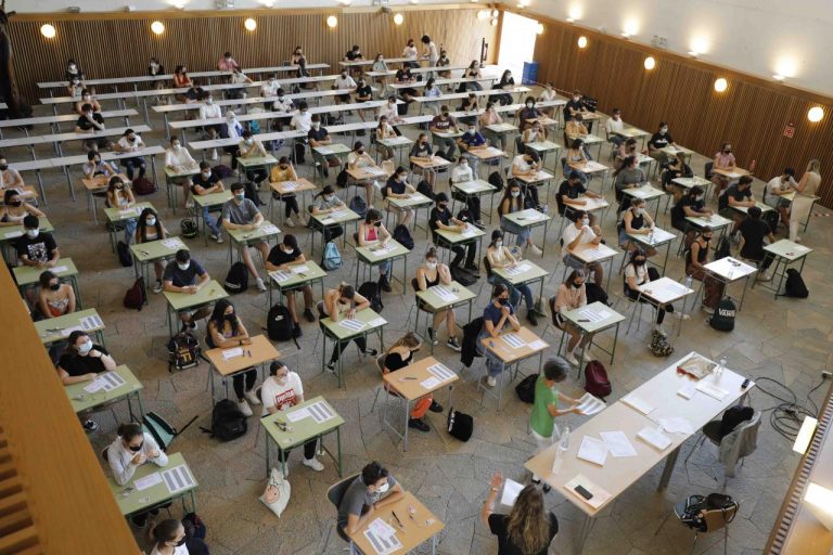El 92,5% de estudiantes presentados a la PBAU en junio en Baleares supera los exámenes