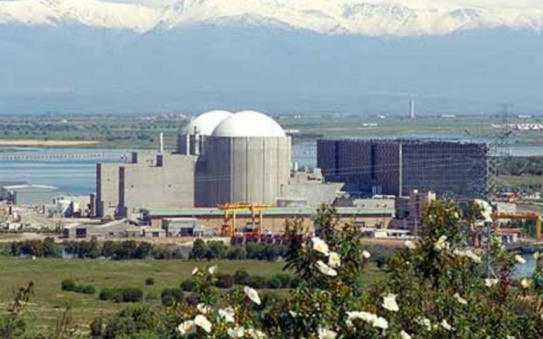 El Gobierno prevé que el recorte a las eléctricas esté en vigor en otoño