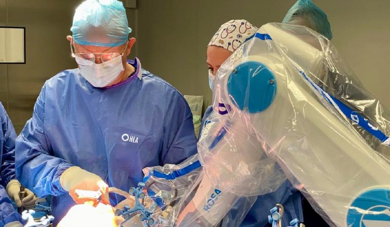 El Hospital HLA Universitario Moncloa pone en marcha una Unidad de Cirugía Robótica para Prótesis Articulares
