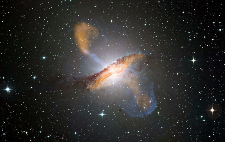 El telescopio ALMA descubre la primera tormenta gigantesca de agujeros negros