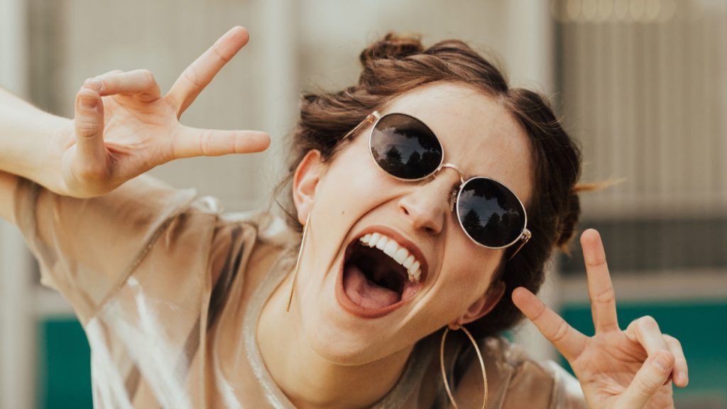 ¿Quiénes son extrovertidos?