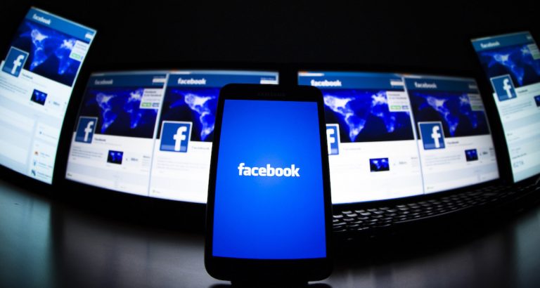 Facebook planea dejar de dar un tratamiento especial en la moderación a los políticos