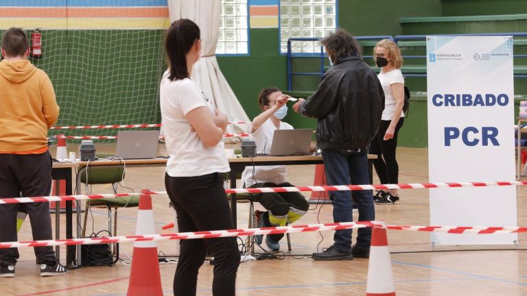 Galicia registra 54 nuevos contagios y 1.734 casos activos de Covid