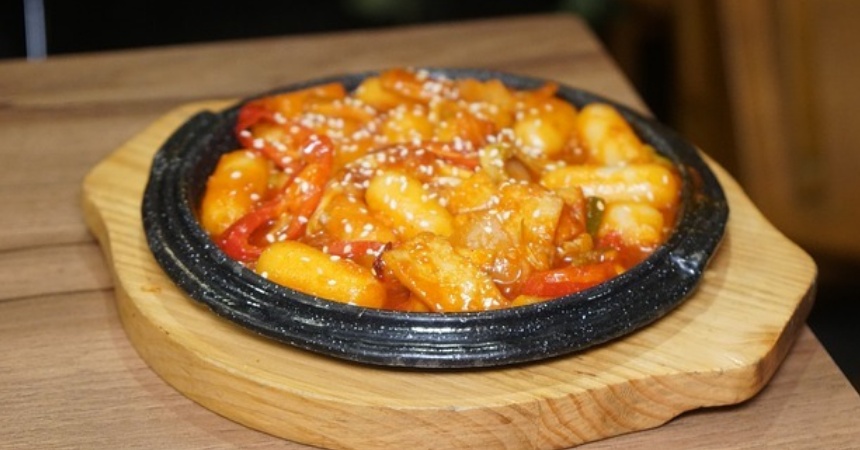 Huevos a la flamenca: la receta más 'castiza' para hacerla en casa