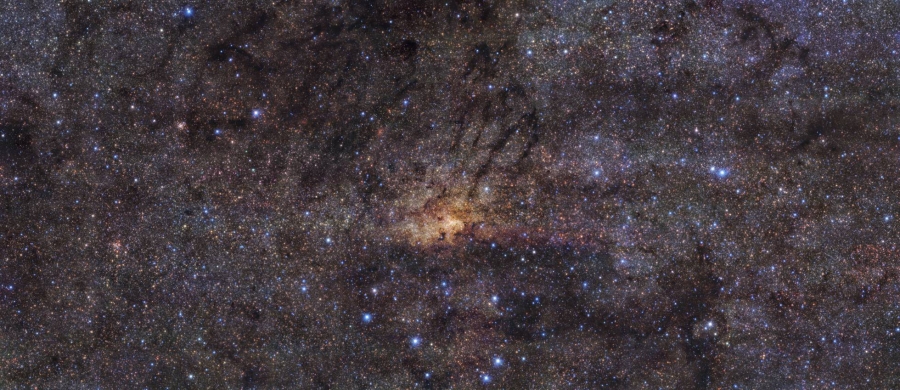 Investigadores publican el catálogo de estrellas más detallado del Centro Galáctico