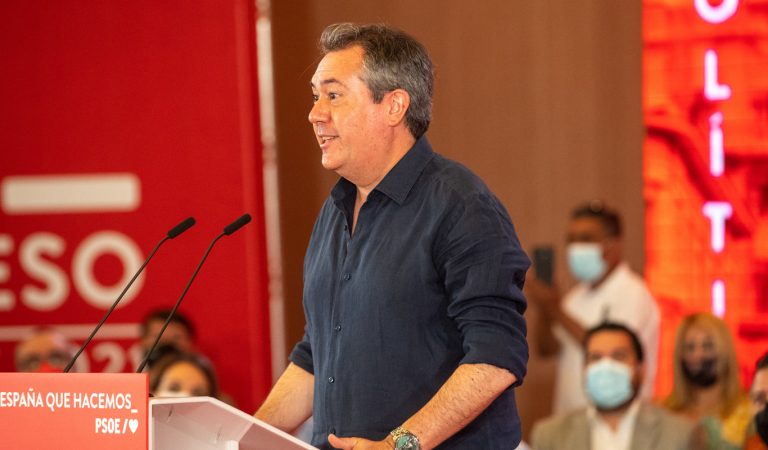 Espadas y Susana Díaz anunciarán juntos cómo van a agilizar el relevo en el liderazgo del PSOE-A