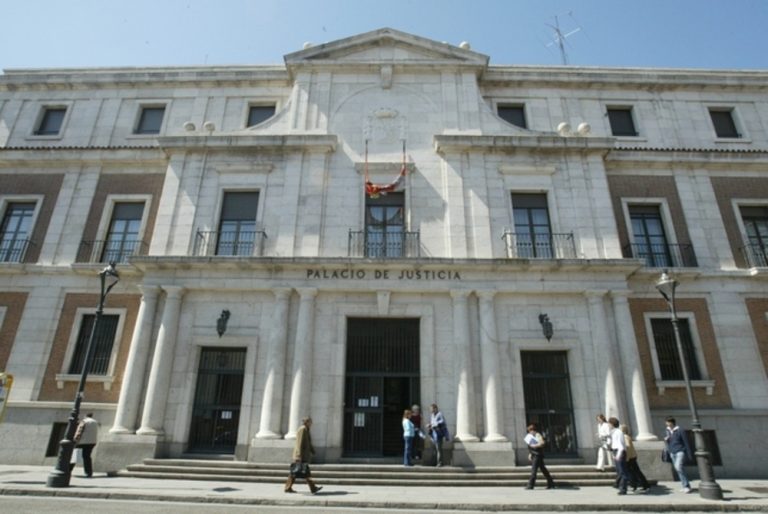 Un empresario acuerda 22 meses de cárcel por defraudar a Hacienda 4,4 millones